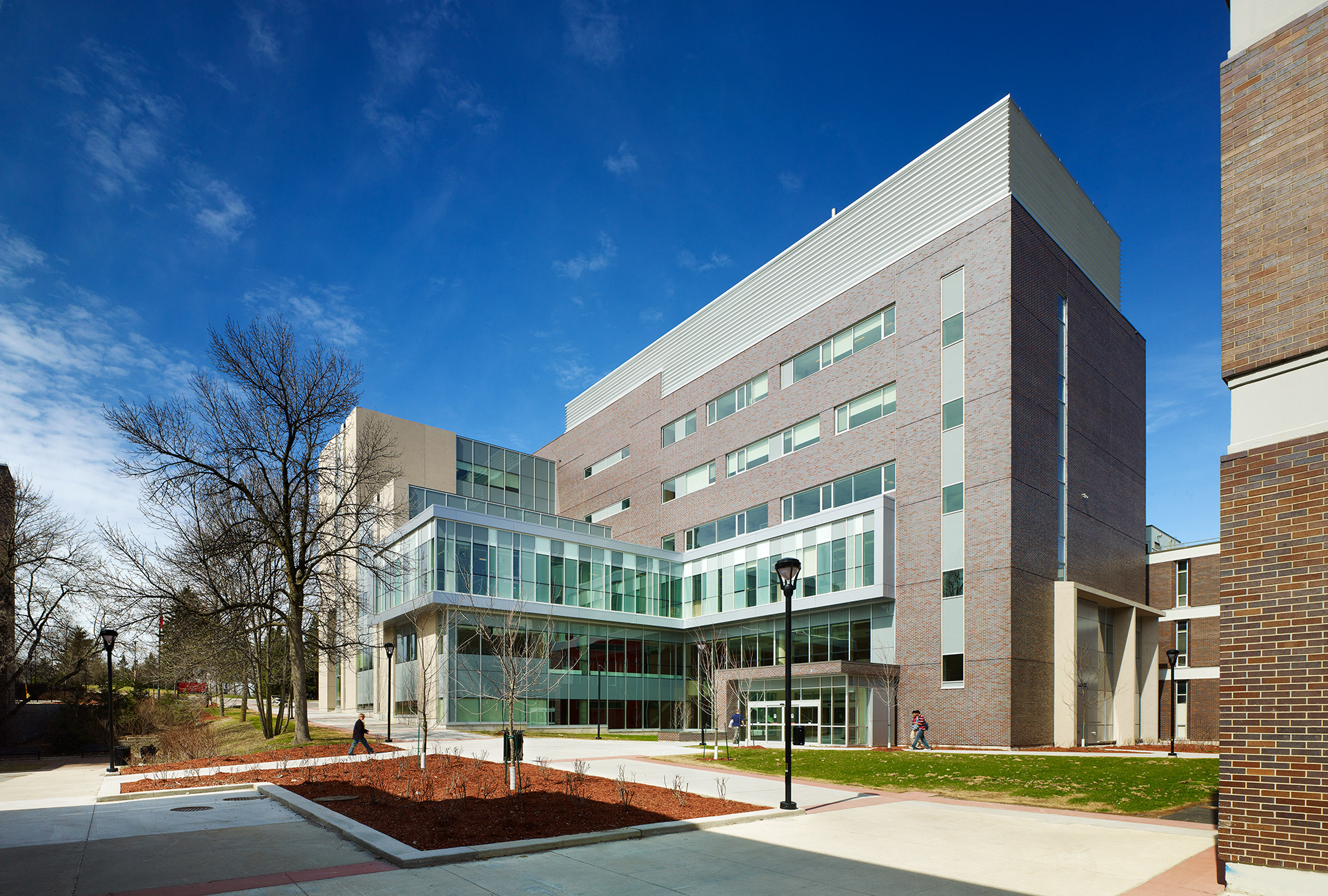 Highlight on Canal Building at Carleton University - Moriyama Teshima ...