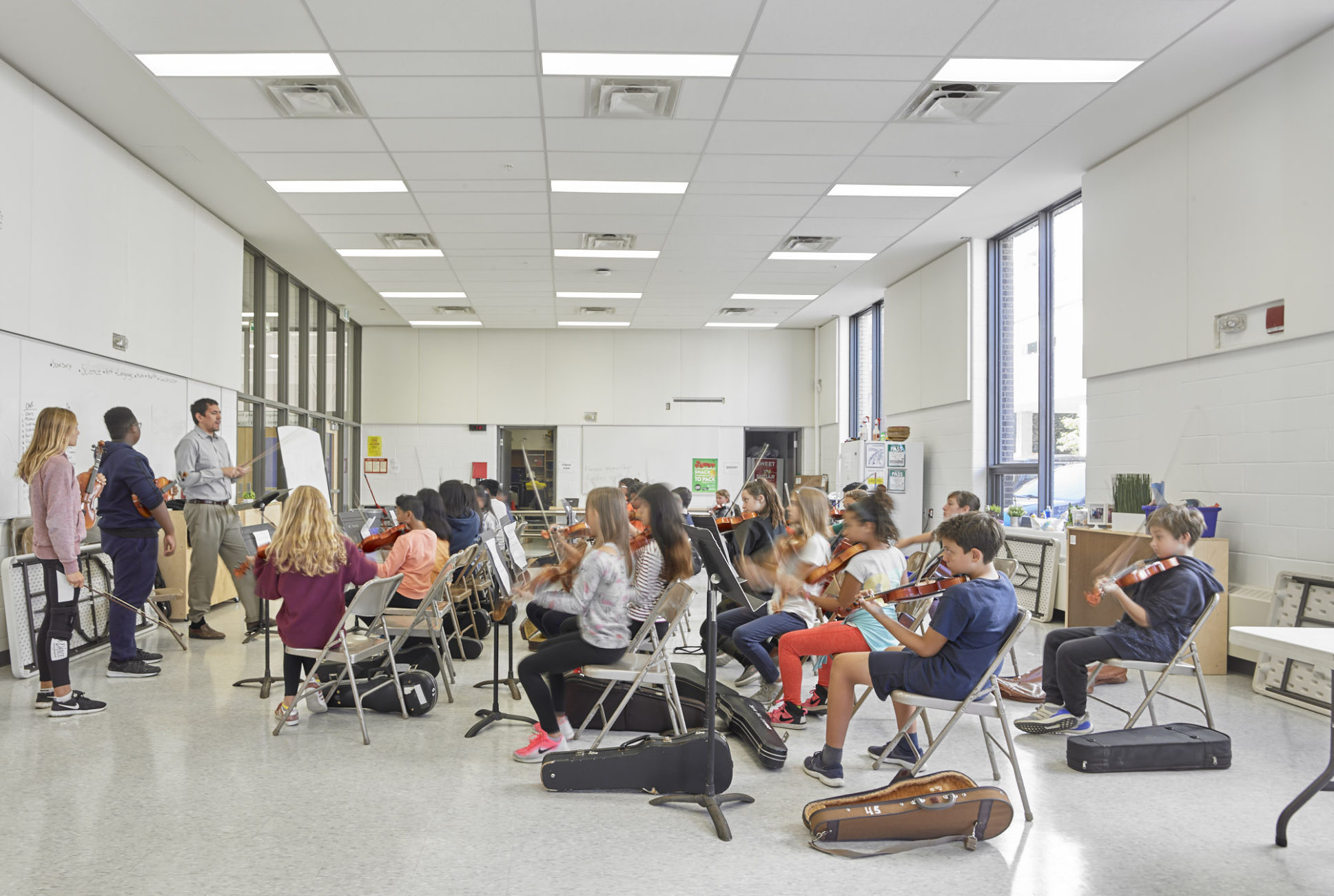 Holy Trinity Catholic School Toronto District Education Board Moriyama Teshima architect architecture design building construction brick Lakeshore Lake Ontario Humber College Colonel Samuel Smith Park