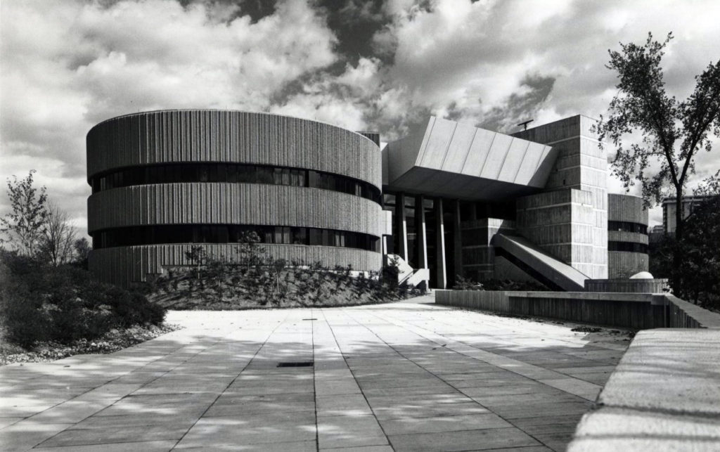 Ontario Science Centre Moriyama Teshima Architects Toronto Ontario Canada architecture museum technology design historic landmark