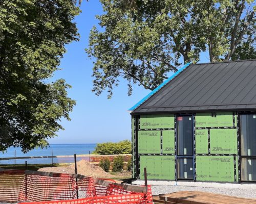 MTA Designs Special House on Niagara on the Lake Waterfront